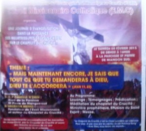 L'affiche annonçant la méditation du chapelet du Crucifié Crédit photo : Christ Koffi