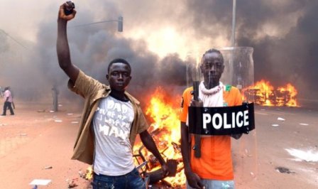 Manifestants africains de anticapitaliste.net CC